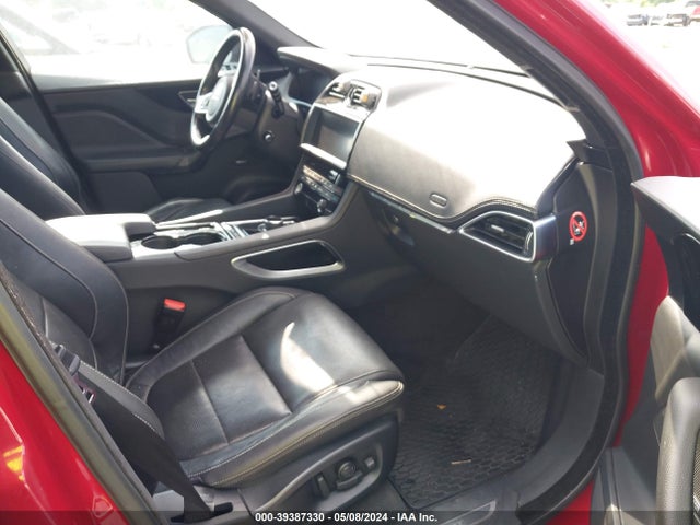 2017 JAGUAR F-PACE SADCL2BN8HA089240 Photo 4