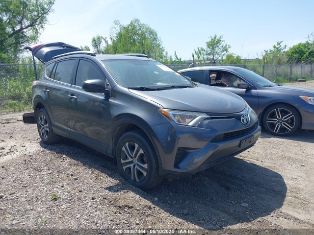 Toyota RAV4 LE 2016 JTMZFREV4GD086706 main image