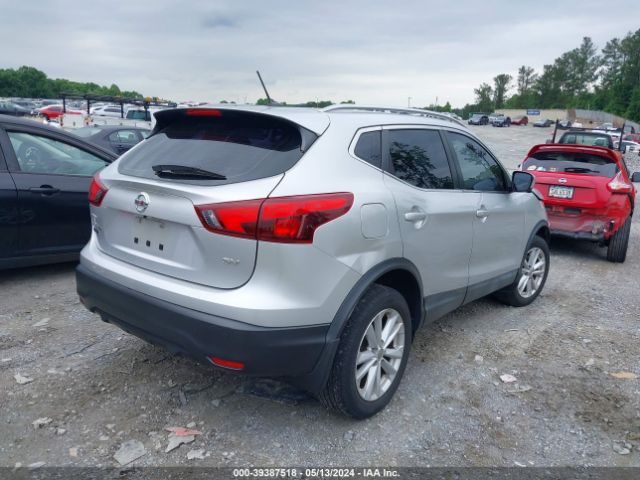JN1BJ1CP7HW014803 Nissan Rogue Sport Sv