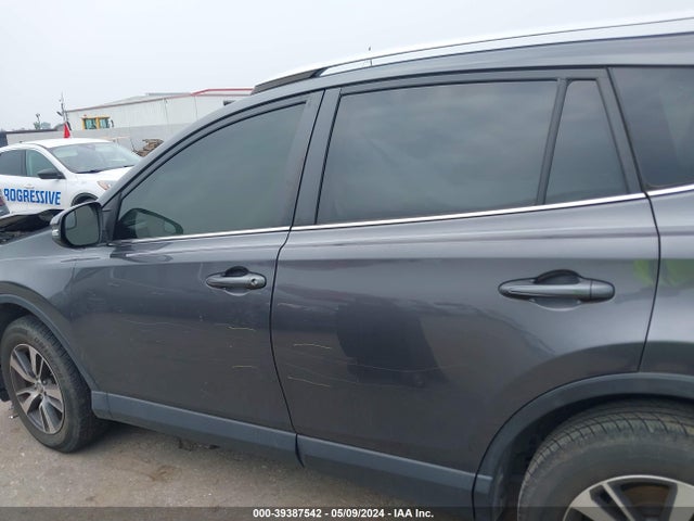 Toyota Rav4 Xle 2016 JTMWFREV4GJ077105 Image 14