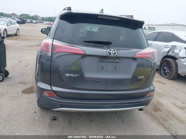 Toyota Rav4 Xle 2016 JTMWFREV4GJ077105 Image 16