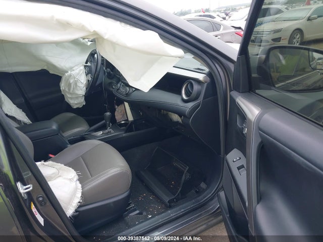 Toyota Rav4 Xle 2016 JTMWFREV4GJ077105 Image 5