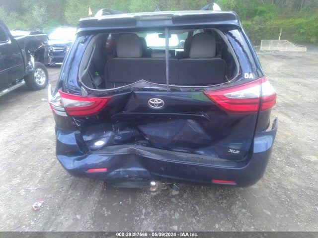 Toyota SIENNA XLE 2020 5TDYZ3DC2LS035879 Image 16