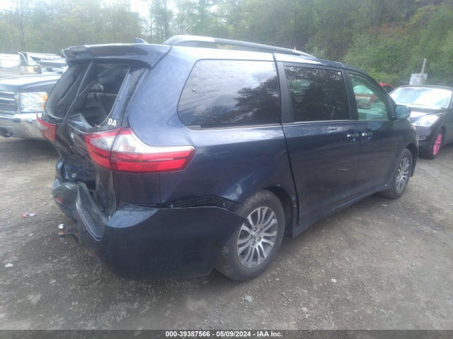 Toyota SIENNA XLE 2020 5TDYZ3DC2LS035879 Image 4