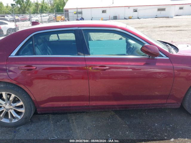 2C3CCARGXHH571467 Chrysler 300 Limited Awd