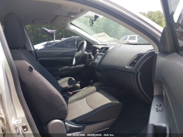 2018 MITSUBISHI OUTLANDER SPORT JA4AP3AU5JZ008170 Photo 4