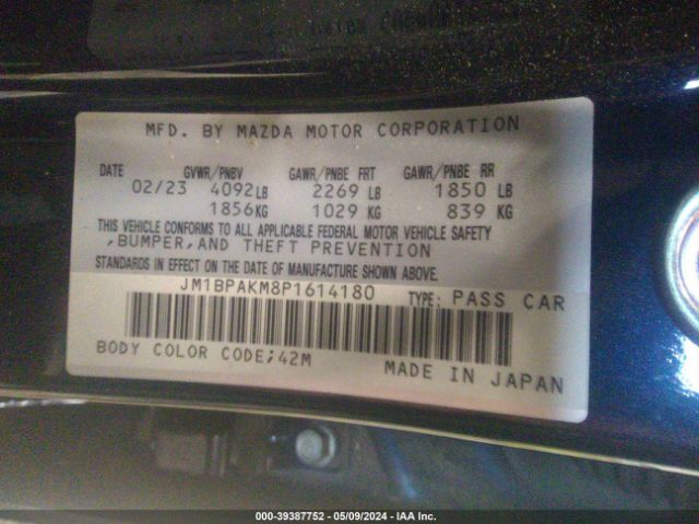 JM1BPAKM8P1614180 Mazda Mazda3 2.5 S Select