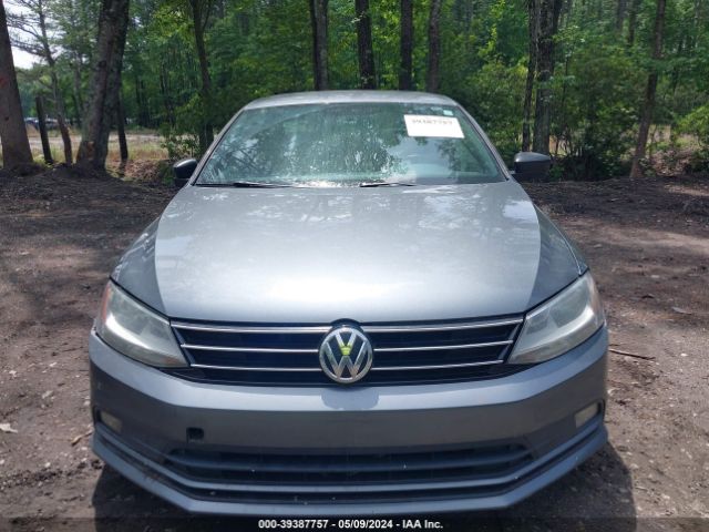 3VWD17AJ9GM218330 Volkswagen Jetta 1.8t Sport