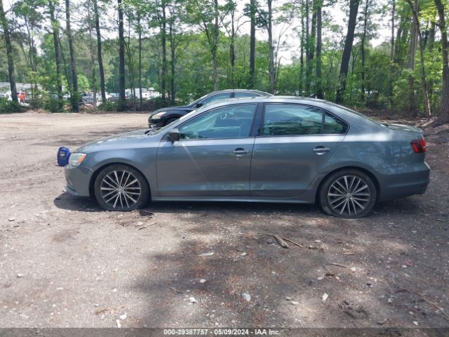 3VWD17AJ9GM218330 Volkswagen Jetta 1.8t Sport