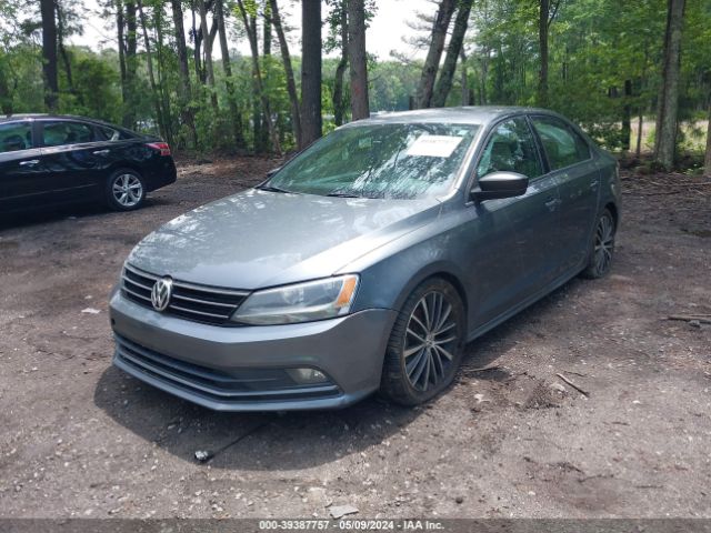 3VWD17AJ9GM218330 Volkswagen Jetta 1.8t Sport