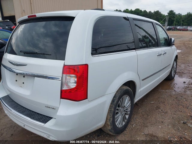 2C4RC1GG7ER425607 Chrysler Town & Country Limited