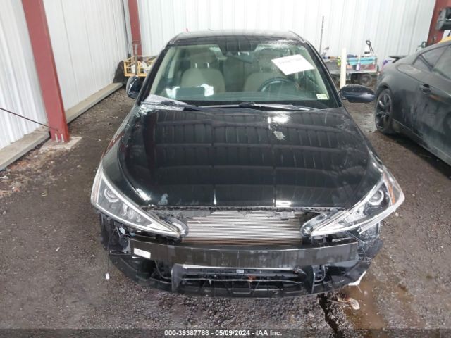 5NPD84LFXKH464730 Hyundai ELANTRA SEL