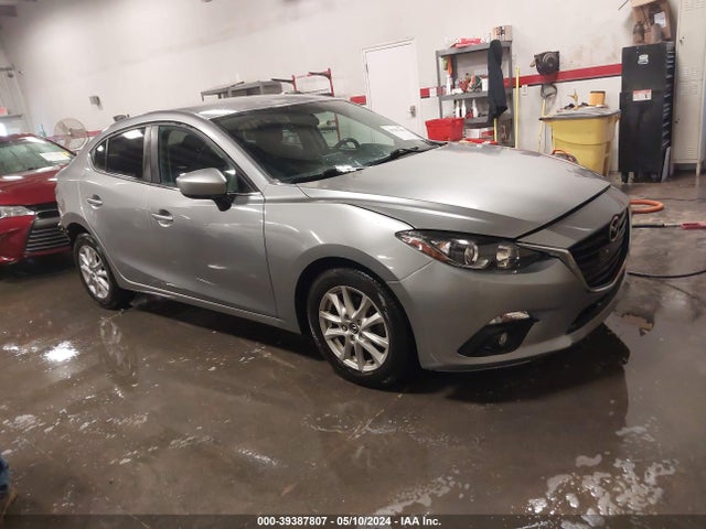 2015 3MZBM1V76FM231660 main image