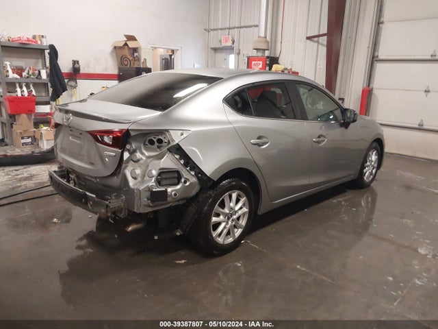 Mazda Mazda3 I Touring 2015 3MZBM1V76FM231660 Image 4