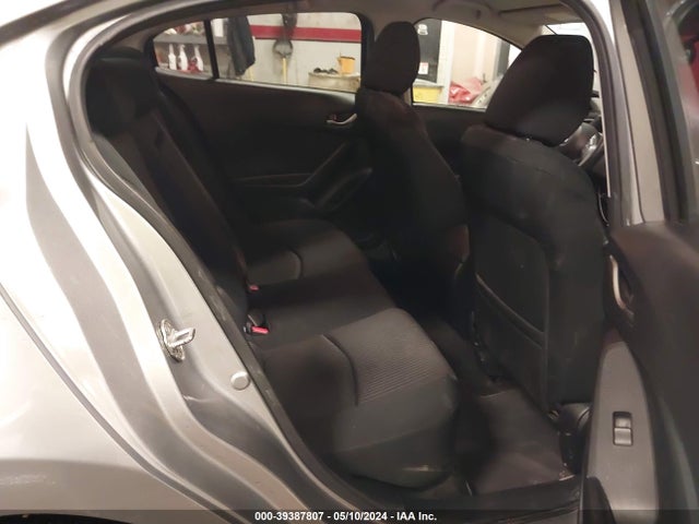 Mazda Mazda3 I Touring 2015 3MZBM1V76FM231660 Image 8