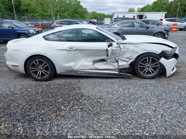 Ford Mustang Ecoboost 2015 1FA6P8TH6F5348473 Image 13