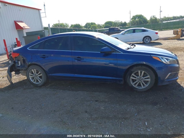 Hyundai SONATA SE 2016 5NPE24AF7GH376136 Image 13