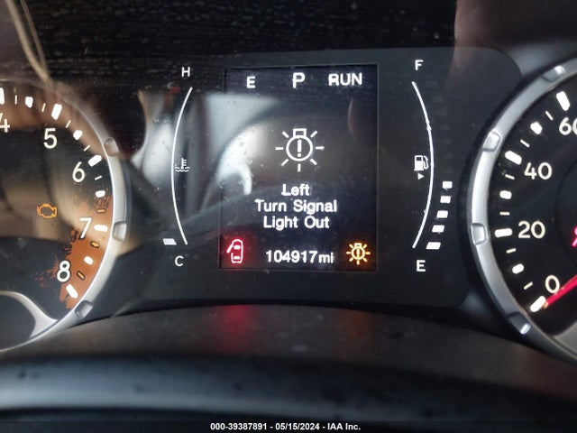 ZACCJABB5HPG28723 Jeep Renegade Latitude Fwd