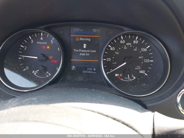 5N1AT2MT7JC798908 Nissan ROGUE SV