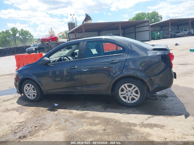 Chevrolet Sonic Ls Auto 2017 1G1JB5SHXH4145056 Image 14