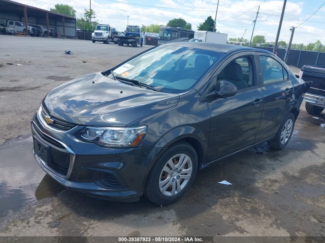 Chevrolet Sonic Ls Auto 2017 1G1JB5SHXH4145056 Image 2