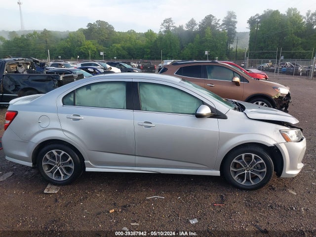 Chevrolet Sonic Lt Auto 2017 1G1JD5SB2H4103700 Image 12