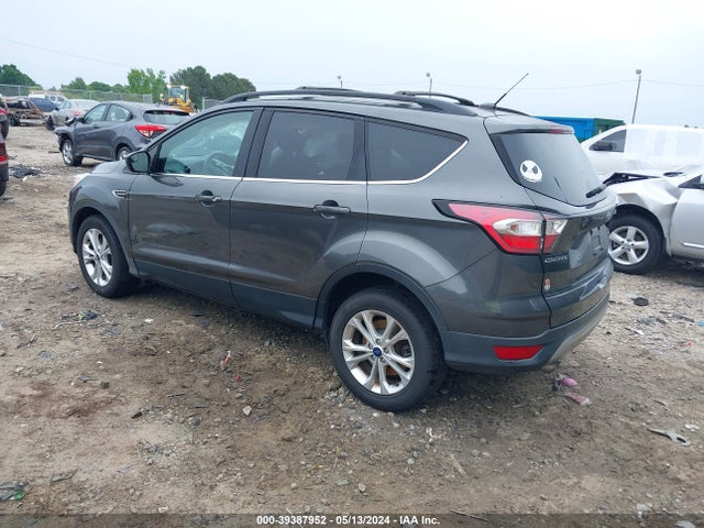 Ford ESCAPE SE 2018 1FMCU9GDXJUA62154 Image 3