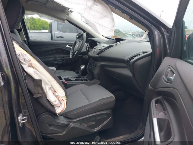 Ford ESCAPE SE 2018 1FMCU9GDXJUA62154 Image 5