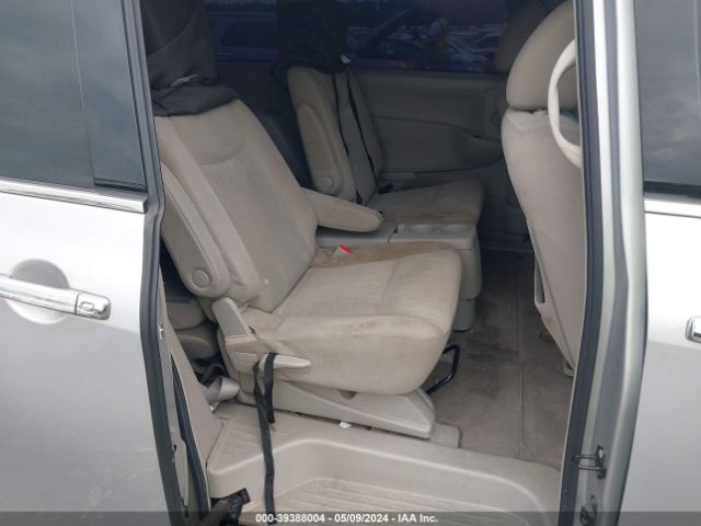 JN8AE2KP9F9122019 Nissan Quest Platinum/s/sl/sv