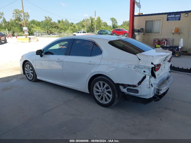 Toyota CAMRY LE 2022 4T1C11AK6NU715294 Image 15