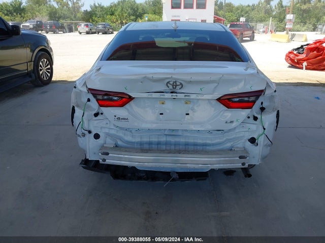 Toyota CAMRY LE 2022 4T1C11AK6NU715294 Image 6