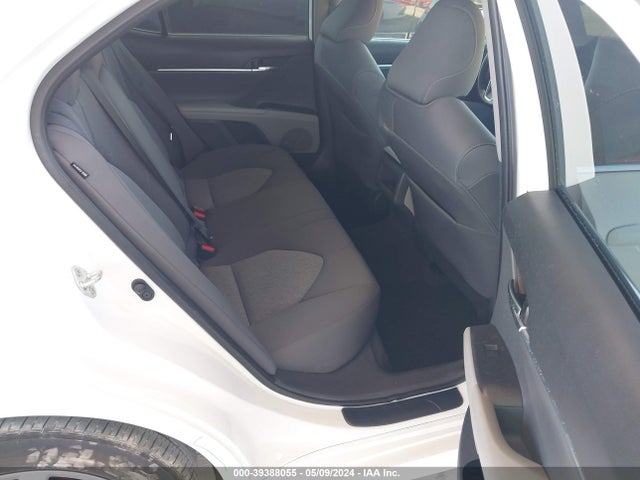 Toyota CAMRY LE 2022 4T1C11AK6NU715294 Image 8