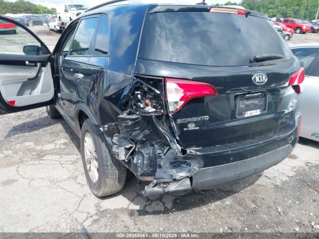 5XYKT4A6XFG626667 KIA SORENTO LX