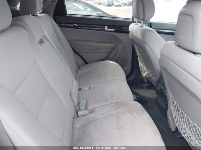 5XYKT4A6XFG626667 KIA SORENTO LX