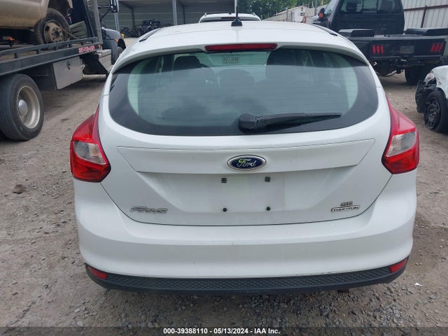 Ford FOCUS SE 2014 1FADP3K26EL119292 Image 16