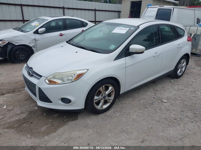 Ford FOCUS SE 2014 1FADP3K26EL119292 Image 2