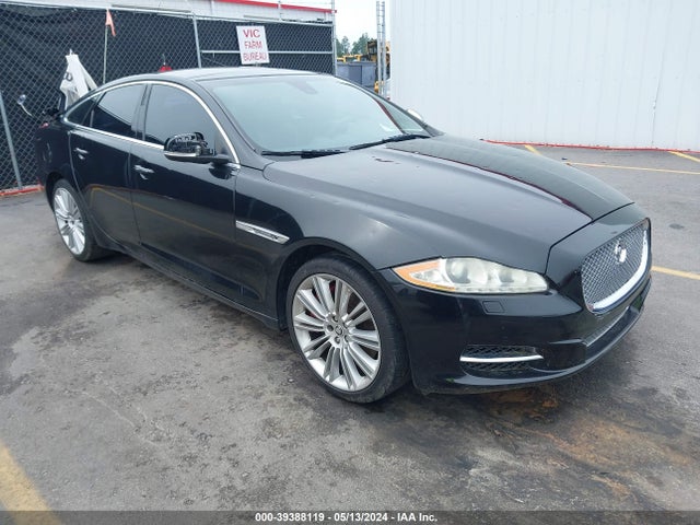 2011 JAGUAR XJ SAJWA1GE6BMV05164 Photo 0
