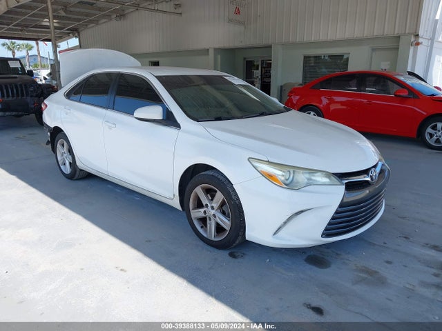 Toyota CAMRY LE 2016 4T1BF1FK0GU172128 main image