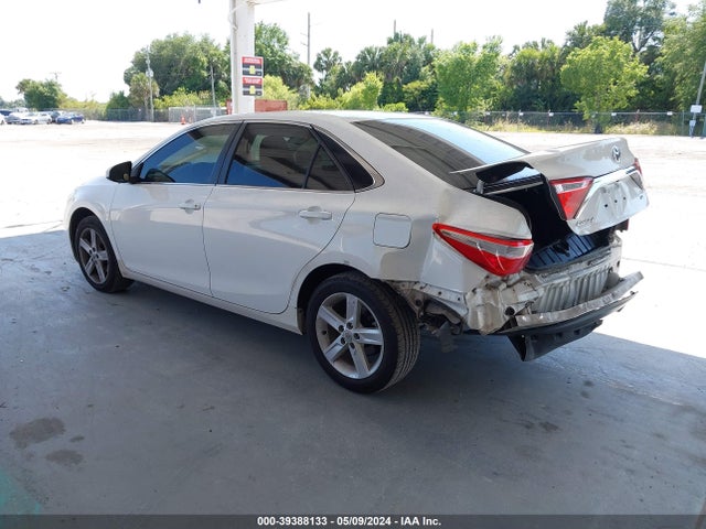Toyota CAMRY LE 2016 4T1BF1FK0GU172128 Image 3