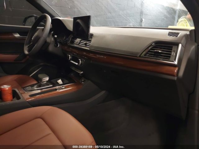 WA1ABAFY0R2047073 Audi Q5 Premium 40 Tfsi Quattro S Tronic