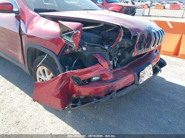 1C4PJMCB7HW614973 Jeep Cherokee Latitude 4x4