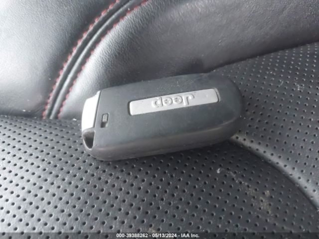 1C4PJMBS9HW568645 Jeep Cherokee Trailhawk L Plus 4x4