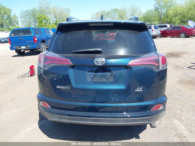 Toyota RAV4 LE 2018 JTMBFREV5JJ215126 Image 16