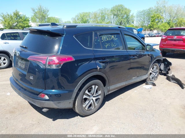 Toyota RAV4 LE 2018 JTMBFREV5JJ215126 Image 4