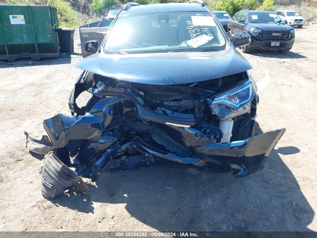 Toyota RAV4 LE 2018 JTMBFREV5JJ215126 Image 6
