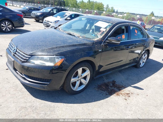 1VWAT7A34EC054028 Volkswagen Passat 1.8t Wolfsburg Edition