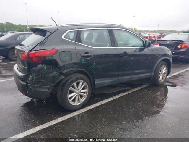 JN1BJ1CR4HW143499 Nissan Rogue Sport Sv