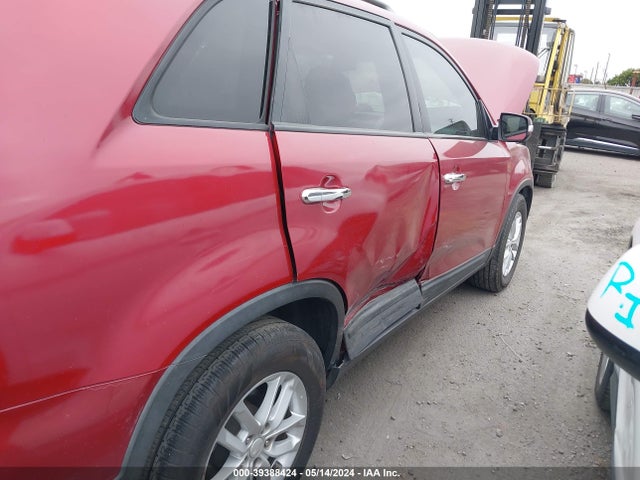 KIA SORENTO LX 2015 5XYKT4A67FG645127 Image 6