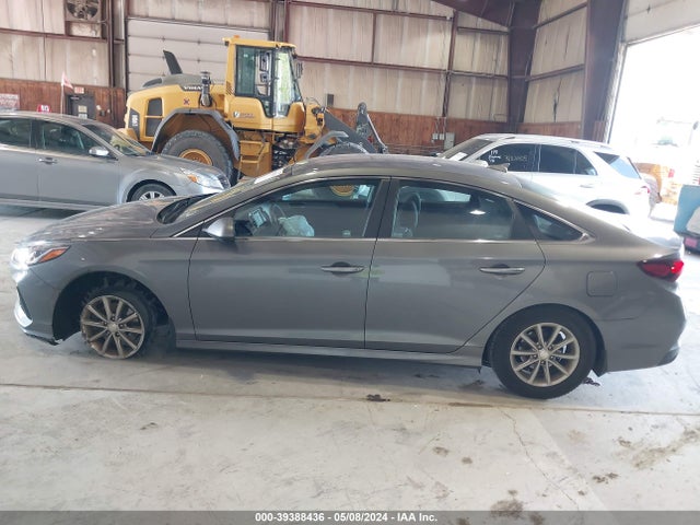 Hyundai SONATA SE 2019 5NPE24AF2KH804784 Image 14