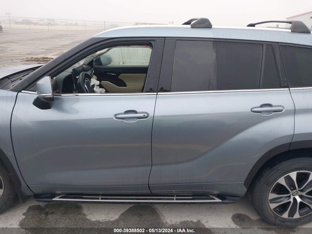 Toyota Highlander Xle 2020 5TDGZRAH8LS025632 Image 15